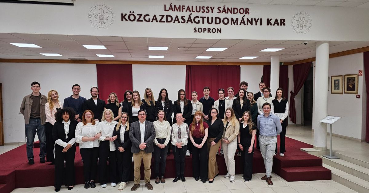 A Soproni Közgáz hallgatói idén is „Cápák között” mutatták be a terveiket